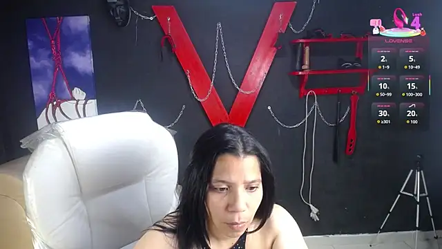 Snapshot of Zalomme chatting on 04/04/26, 01:52 Zalomme online show from 04/04/26, 01:52
