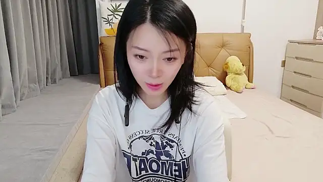 Snapshot of xiaojie_jie chatting on 05/23/26, 05:06 xiaojie jie online show from 05/23/26, 05:06