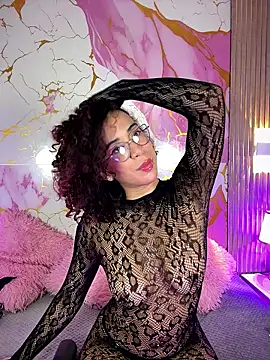 Snapshot of Woo_isDaphne chatting on 04/10/26, 10:58 Woo isDaphne online show from 04/10/26, 10:58