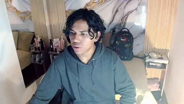 DaviidBuckx  online show from 06/12/26, 03:05