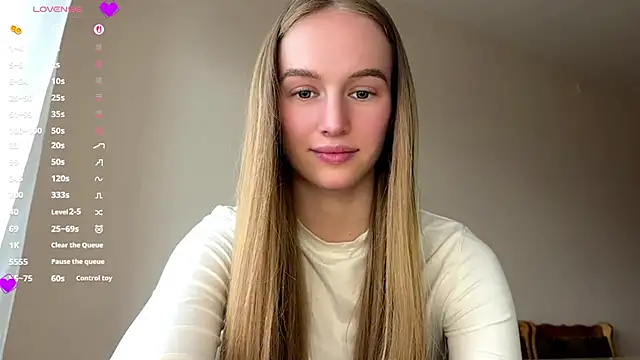 Snapshot of Viktoria_Vibes chatting on 05/28/26, 03:20 Viktoria Vibes online show from 05/28/26, 03:20