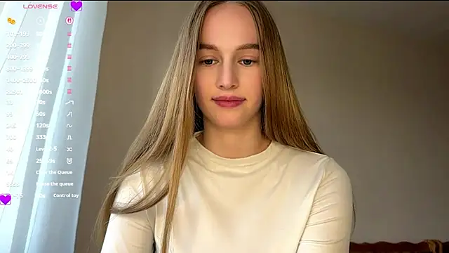 Snapshot of Viktoria_Vibes chatting on 06/13/26, 03:21 Viktoria Vibes online show from 06/13/26, 03:21