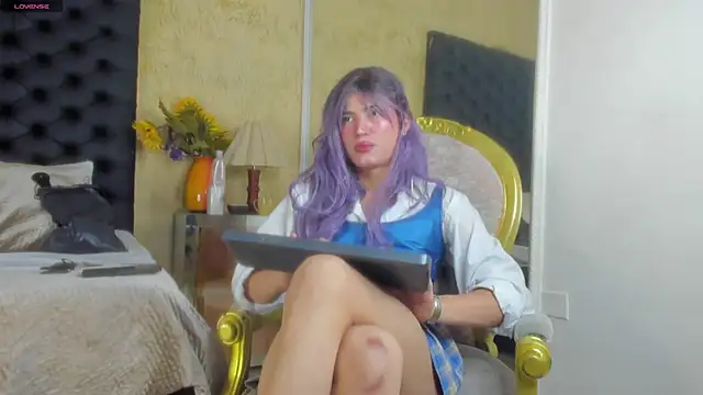 Snapshot of VeronikaBloom_ chatting on 06/07/26, 03:21 VeronikaBloom online show from 06/07/26, 03:21