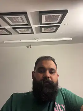 beerboy2222 online show from 06/26/26, 06:45