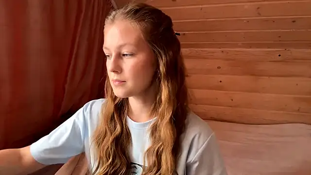 Snapshot of TessSamul chatting on 06/16/26, 01:03 TessSamul online show from 06/16/26, 01:03