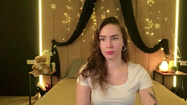Snapshot of Arielle_Vade chatting on 05/20/26, 05:35 Arielle Vade online show from 05/20/26, 05:35