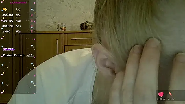 Snapshot of CurvyWild_Lady30 chatting on 03/07/26, 01:08 CurvyWild Lady30 online show from 03/07/26, 01:08