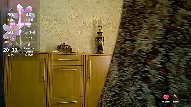 Snapshot of CurvyWild_Lady30 chatting on 03/28/26, 10:04 CurvyWild Lady30 online show from 03/28/26, 10:04