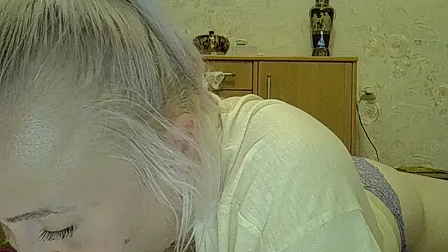 Snapshot of CurvyWild_Lady30 chatting on 06/08/26, 10:21 CurvyWild Lady30 online show from 06/08/26, 10:21