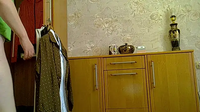 Snapshot of CurvyWild_Lady30 chatting on 06/11/26, 09:51 CurvyWild Lady30 online show from 06/11/26, 09:51