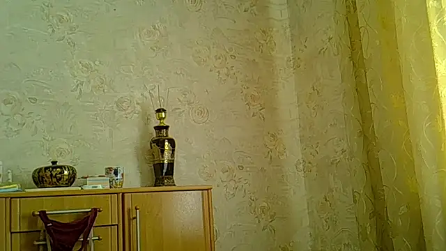 CurvyWild Lady30 online show from 06/29/26, 10:59