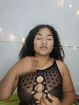 BrianaSweetxxx online show from 06/30/26, 02:45