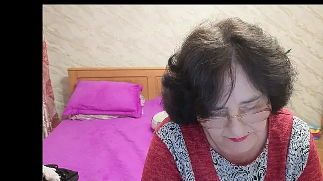 xMaryxAnne online show from 04/29/26, 05:41