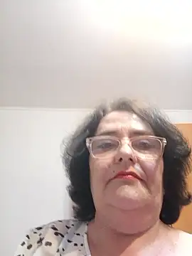 xMaryxAnne online show from 05/09/26, 06:02