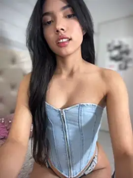 jadelaurent online show from 07/05/26, 12:50