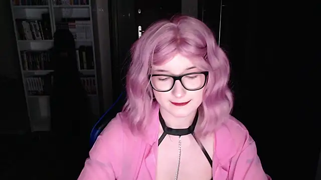 Snapshot of LunaXcherry chatting on 03/06/26, 06:26 LunaXcherry online show from 03/06/26, 06:26
