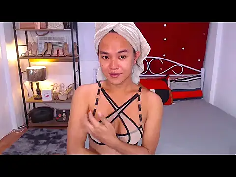Snapshot of SeductiveAya chatting on 02/24/26, 10:30 SeductiveAya online show from 02/24/26, 10:30