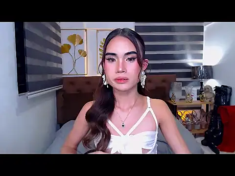 JuicyCockThea online show from 07/28/26, 06:42