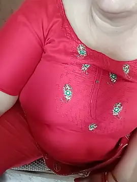 Snapshot of Simran_008 chatting on 05/27/26, 02:30 Simran 008 online show from 05/27/26, 02:30