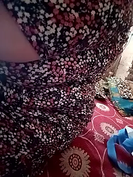 Snapshot of Simran_008 chatting on 06/04/26, 03:23 Simran 008 online show from 06/04/26, 03:23