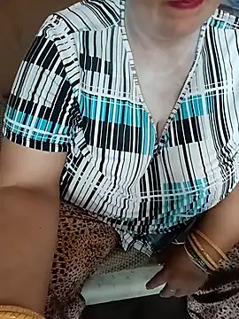 Simran 008 online show from 07/19/26, 04:16
