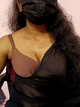 Snapshot of manu_sexy_ chatting on 03/18/26, 06:33 manu sexy online show from 03/18/26, 06:33
