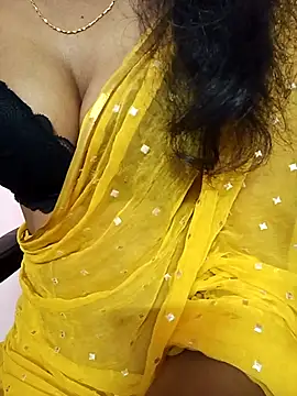 Snapshot of manu_sexy_ chatting on 03/27/26, 12:05 manu sexy online show from 03/27/26, 12:05