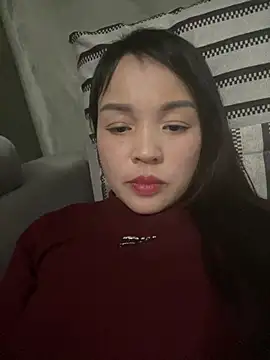 Snapshot of Strawberry-wet chatting on 02/20/26, 04:09 Strawberry-wet online show from 02/20/26, 04:09