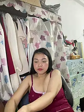 Snapshot of Strawberry-wet chatting on 04/08/26, 07:19 Strawberry-wet online show from 04/08/26, 07:19