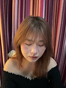 Snapshot of A-cola chatting on 03/15/26, 10:54 A-cola online show from 03/15/26, 10:54