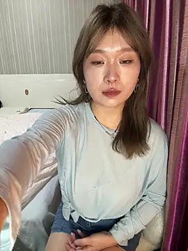 Snapshot of A-cola chatting on 06/03/26, 02:33 A-cola online show from 06/03/26, 02:33