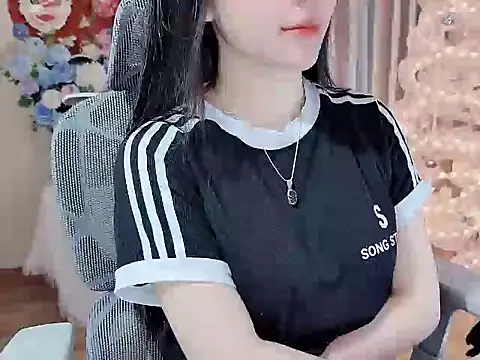 Agnelyn    online show from 06/22/26, 11:40