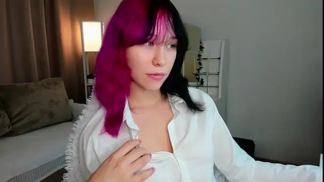 EmilyTrase online show from 07/30/26, 01:04