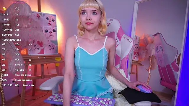 Snapshot of wow_angel chatting on 03/25/26, 05:35 wow angel online show from 03/25/26, 05:35