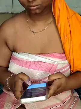 Snapshot of Marathi_khushi1 chatting on 03/05/26, 01:07 Marathi khushi1 online show from 03/05/26, 01:07