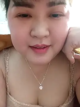 Snapshot of Kee-kimlee chatting on 03/12/26, 03:01 Kee-kimlee online show from 03/12/26, 03:01