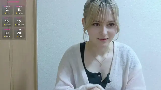 Snapshot of e_ri_ka93 chatting on 04/29/26, 04:00 e ri ka93 online show from 04/29/26, 04:00