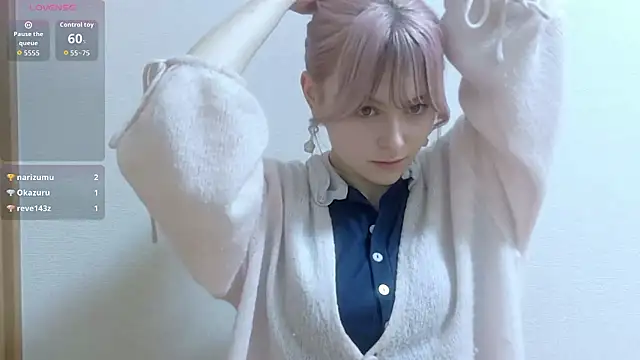 Snapshot of e_ri_ka93 chatting on 05/16/26, 01:43 e ri ka93 online show from 05/16/26, 01:43