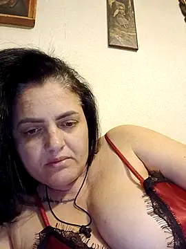 Snapshot of Sony28v chatting on 03/08/26, 06:44 Sony28v online show from 03/08/26, 06:44