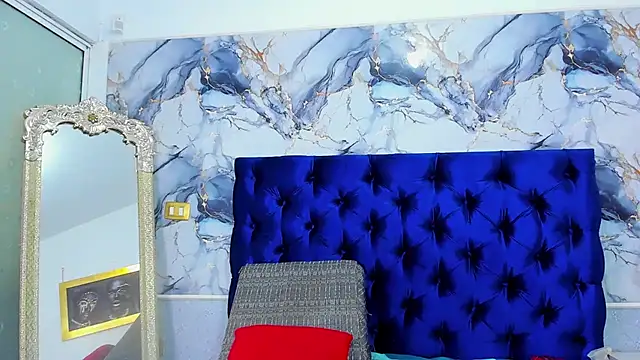 Snapshot of EBONY_SWEEET_ chatting on 03/19/26, 03:43 EBONY SWEEET online show from 03/19/26, 03:43
