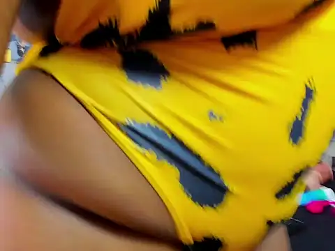 Snapshot of EBONY_SWEEET_ chatting on 03/21/26, 03:22 EBONY SWEEET online show from 03/21/26, 03:22