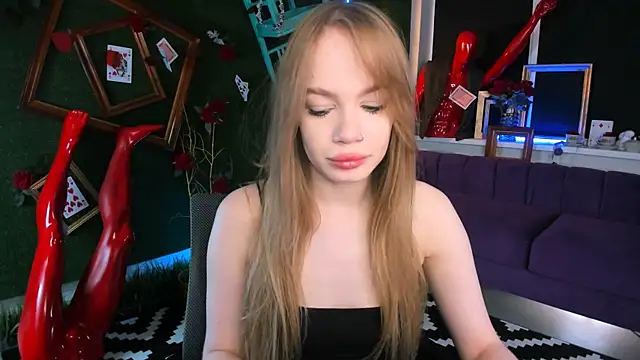 Snapshot of AmyNox chatting on 03/19/26, 05:11 AmyNox online show from 03/19/26, 05:11