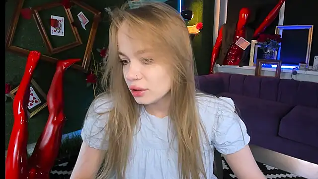 Snapshot of AmyNox chatting on 03/26/26, 05:13 AmyNox online show from 03/26/26, 05:13