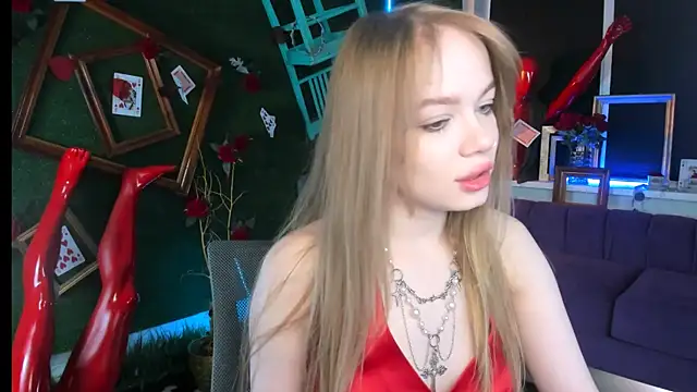 Snapshot of AmyNox chatting on 03/28/26, 09:09 AmyNox online show from 03/28/26, 09:09