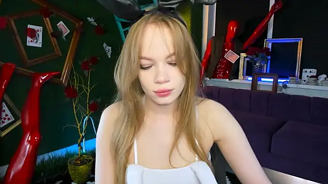 Snapshot of AmyNox chatting on 04/01/26, 09:10 AmyNox online show from 04/01/26, 09:10