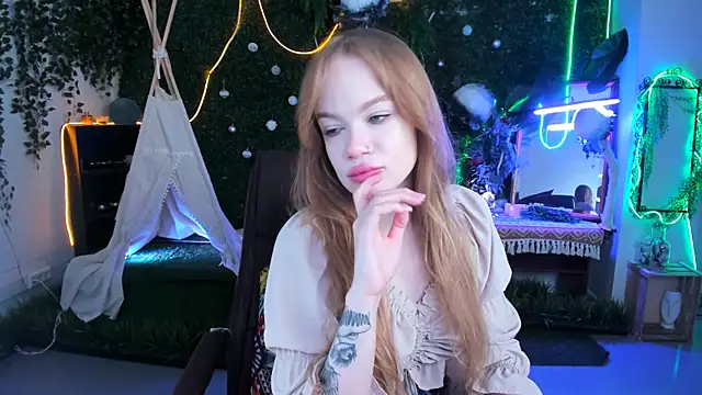 Snapshot of AmyNox chatting on 04/14/26, 05:24 AmyNox online show from 04/14/26, 05:24