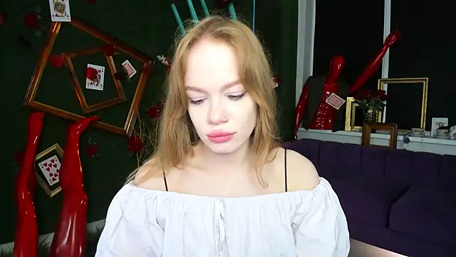 Snapshot of AmyNox chatting on 04/15/26, 05:14 AmyNox online show from 04/15/26, 05:14