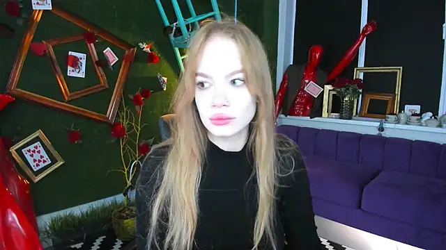 Snapshot of AmyNox chatting on 04/18/26, 05:11 AmyNox online show from 04/18/26, 05:11