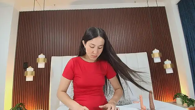 Snapshot of Brisa_Silva chatting on 03/03/26, 12:00 Brisa Silva online show from 03/03/26, 12:00