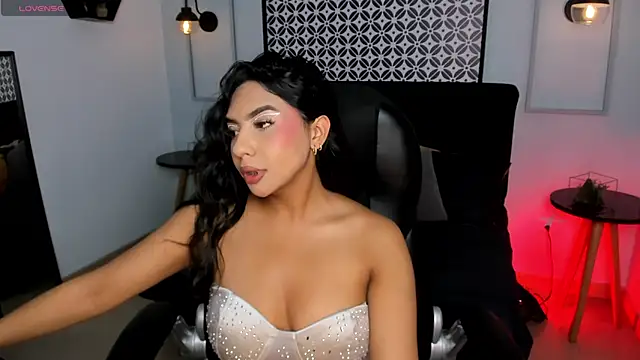 Snapshot of Lola_12_ chatting on 03/06/26, 12:56 Lola 12 online show from 03/06/26, 12:56